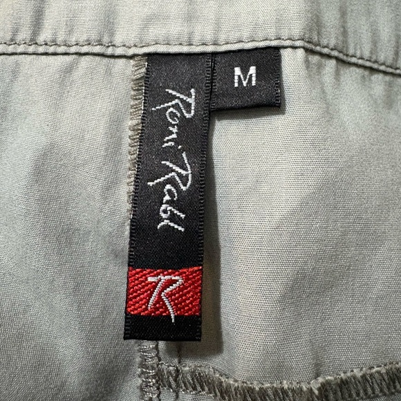 Roni Rabl Light Gray Wide Leg Culottes/Capri Pants. Zipper Button Closure Size M - Picture 6 of 15